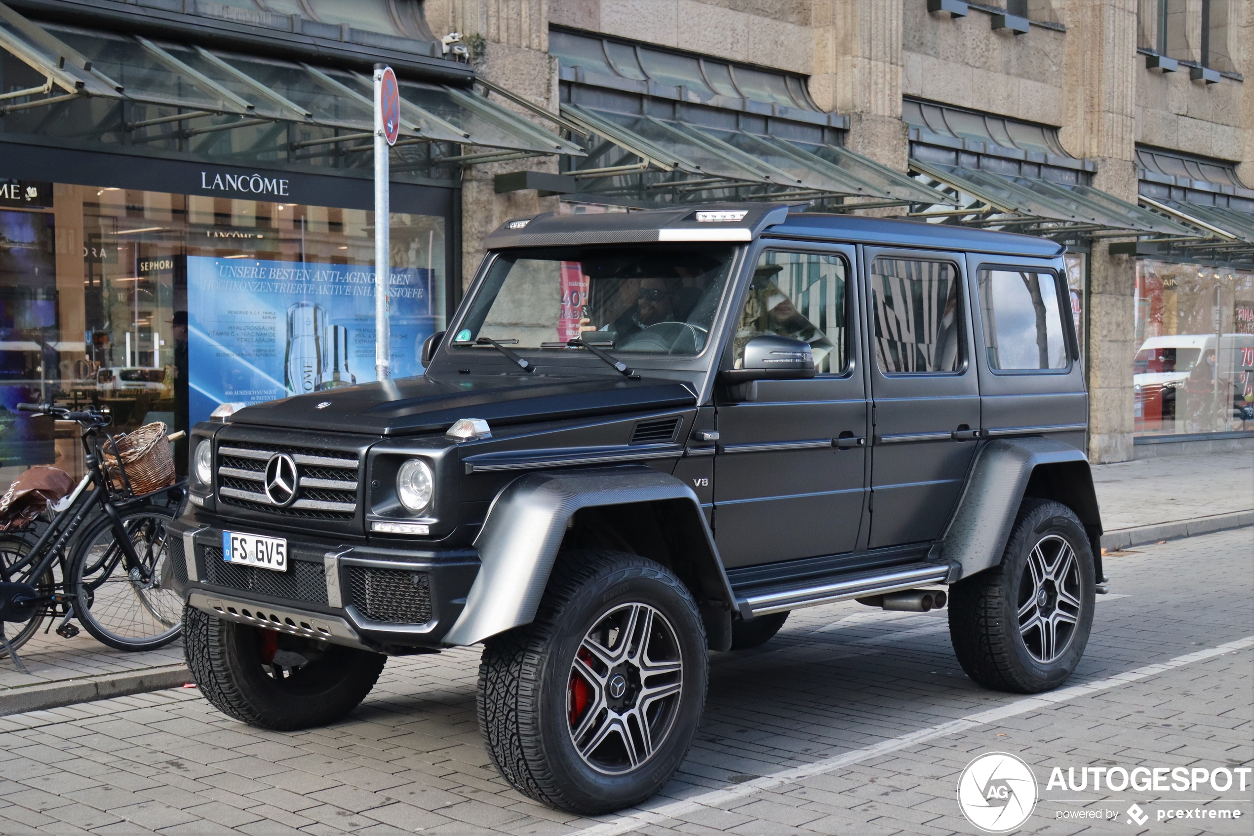 Mercedes-Benz G 500 4X4²