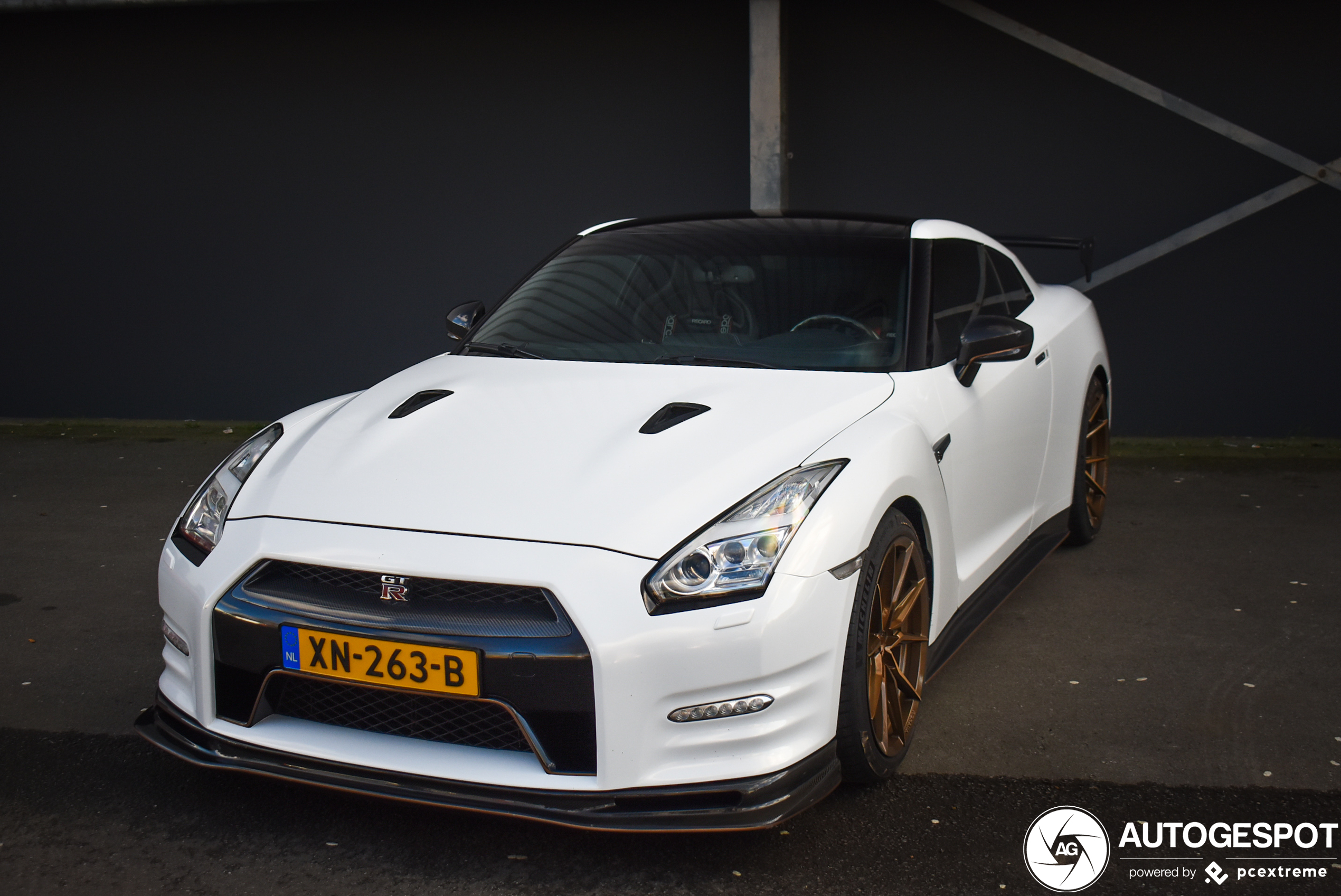 Nissan GT-R 2014