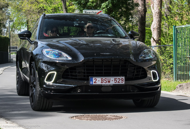 Aston Martin DBX