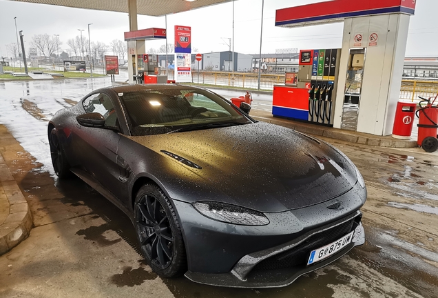 Aston Martin V8 Vantage 2018