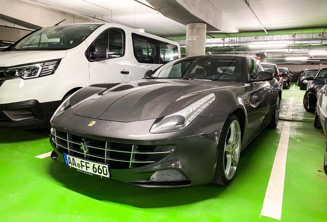 Ferrari FF