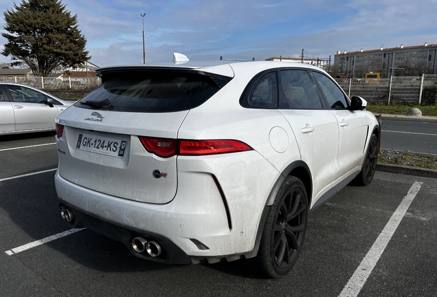 Jaguar F-PACE SVR