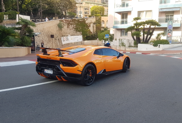 Lamborghini Huracán LP640-4 Performante