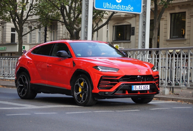 Lamborghini Urus