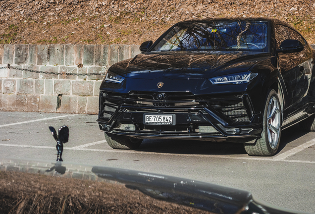 Lamborghini Urus S