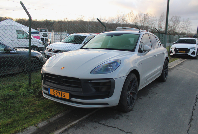 Porsche 95B Macan GTS MkIII