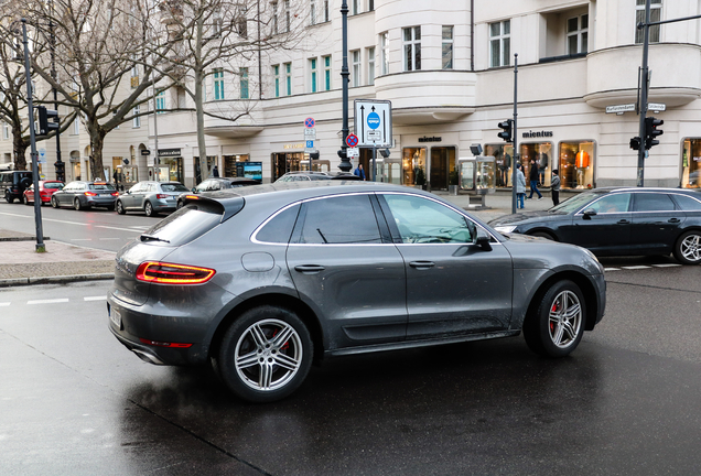 Porsche 95B Macan Turbo