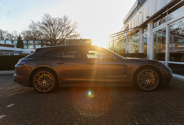 Porsche 971 Panamera Turbo S E-Hybrid Sport Turismo