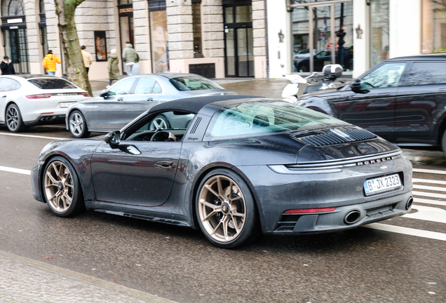 Porsche 992 Targa 4 GTS