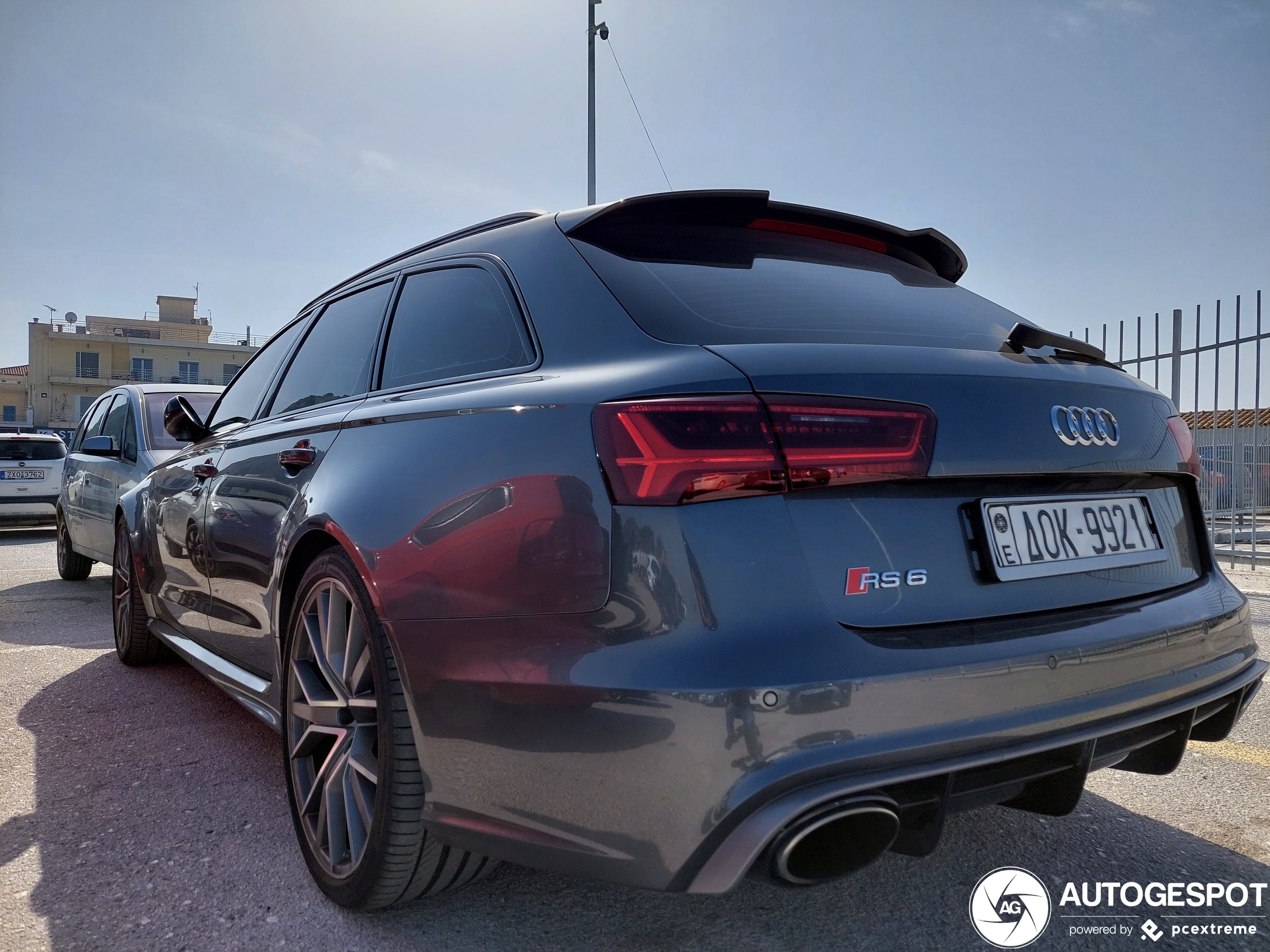 Audi RS6 Avant C7 2015