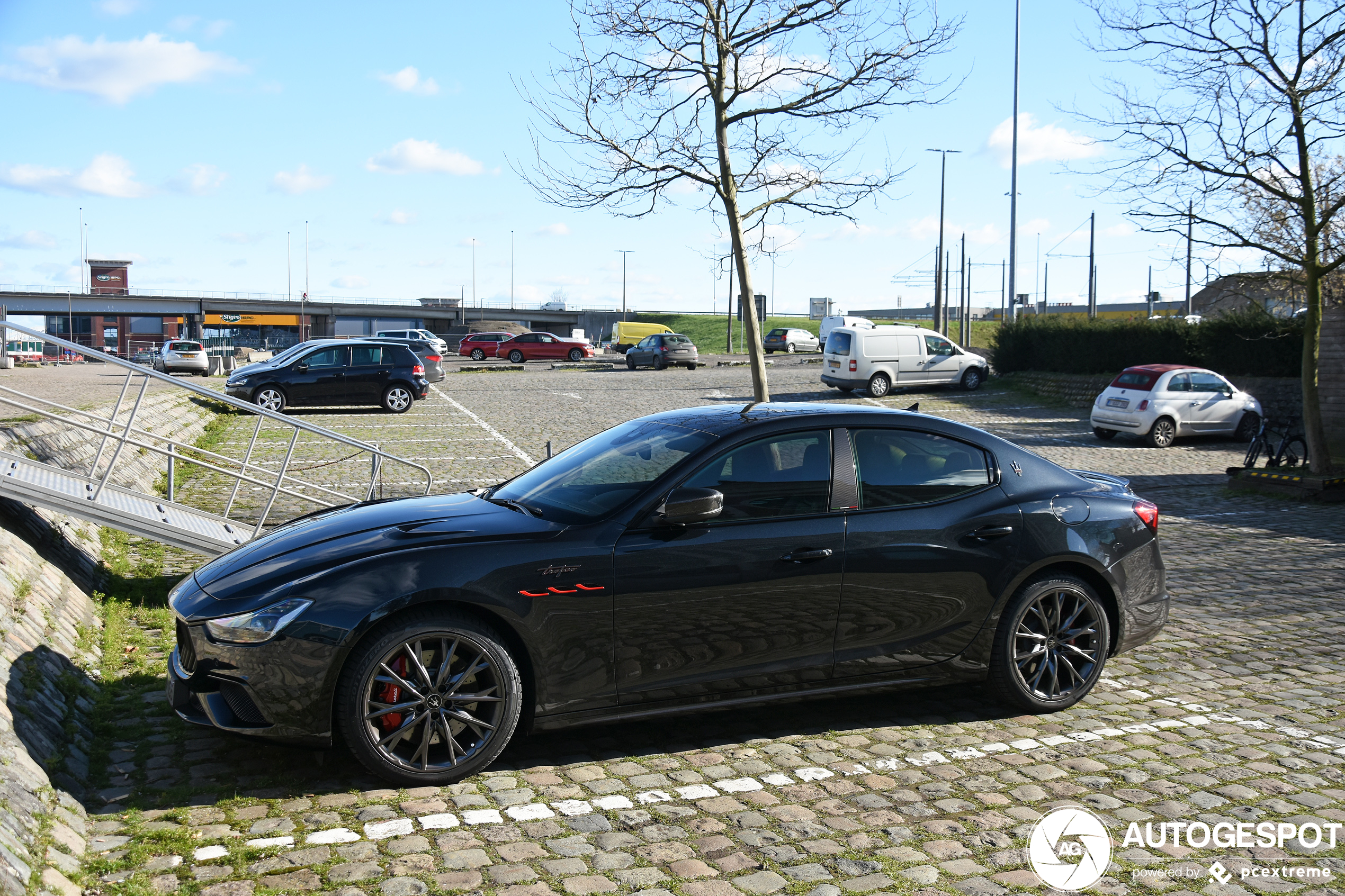 Maserati Ghibli Trofeo