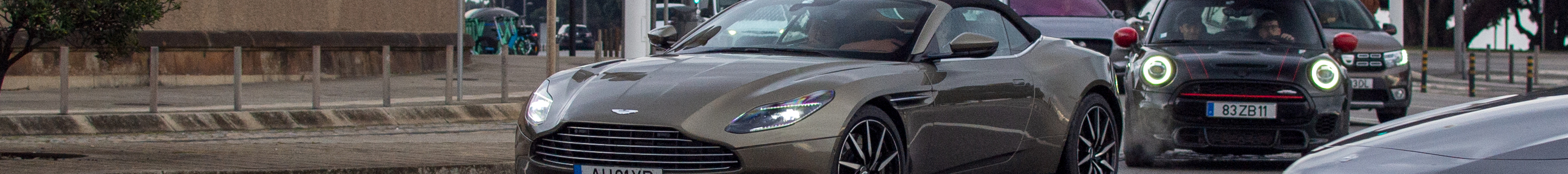 Aston Martin DB11 V8 Volante