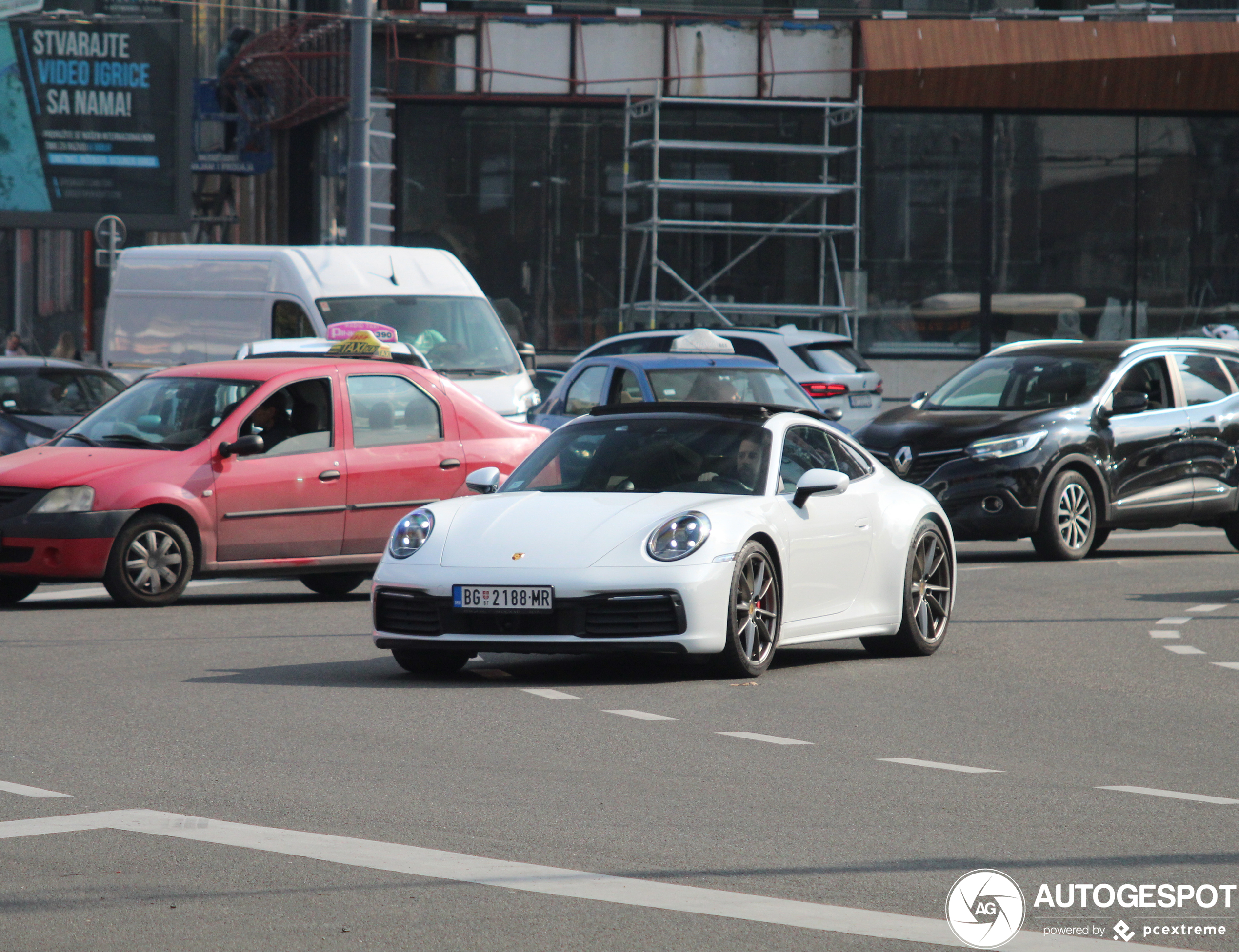 Porsche 992 Carrera 4S