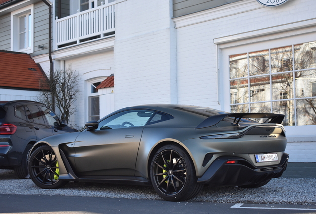 Aston Martin V12 Vantage 2023