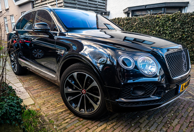 Bentley Bentayga V8