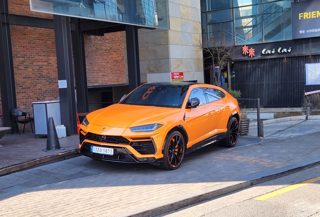 Lamborghini Urus