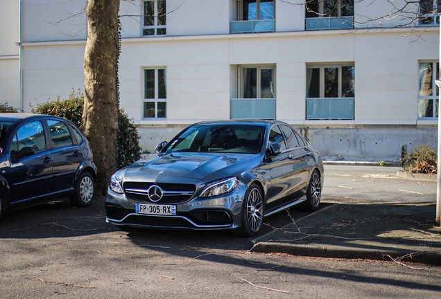 Mercedes-AMG C 63 S W205