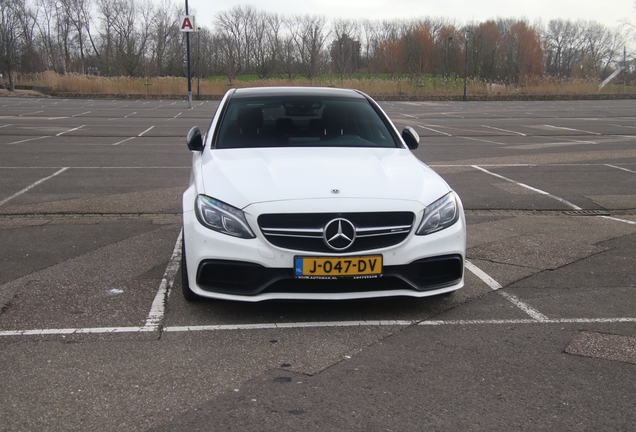 Mercedes-AMG C 63 S W205