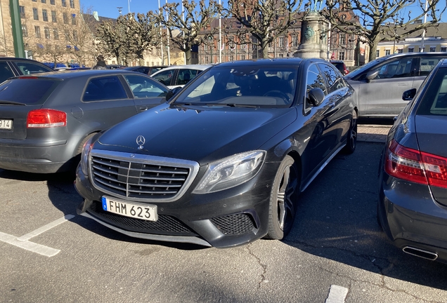 Mercedes-AMG S 63 V222