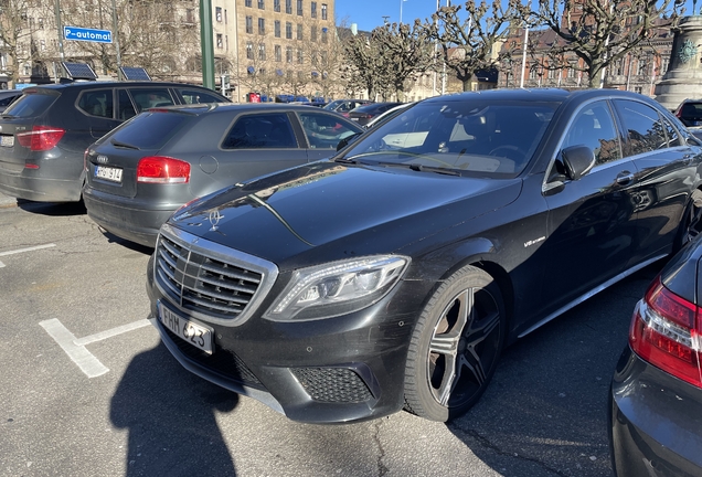 Mercedes-AMG S 63 V222