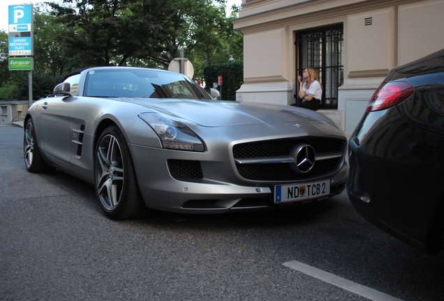 Mercedes-Benz SLS AMG Roadster