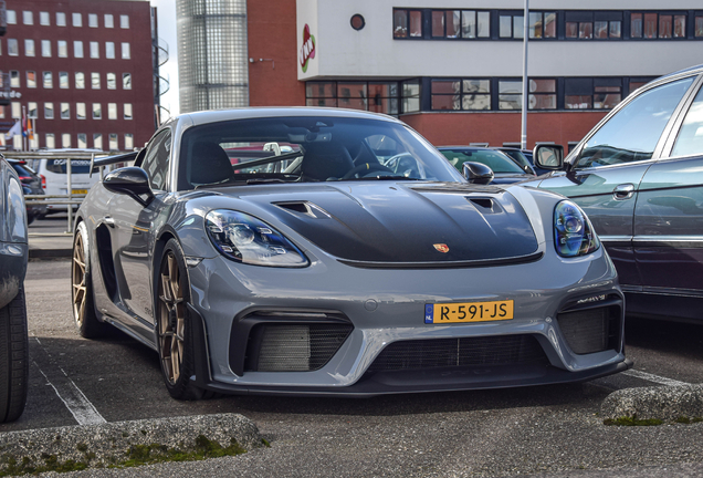 Porsche 718 Cayman GT4 RS Weissach Package