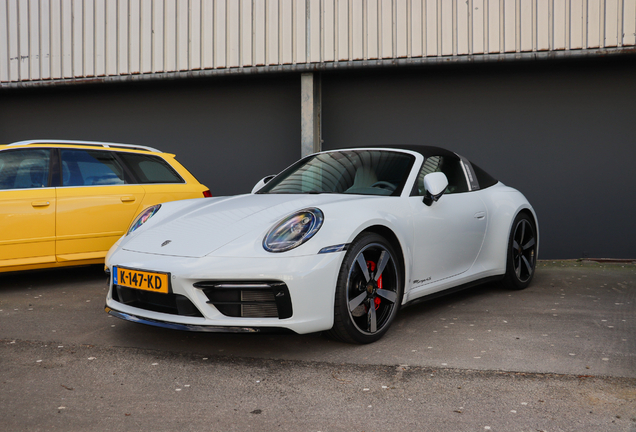 Porsche 992 Targa 4S