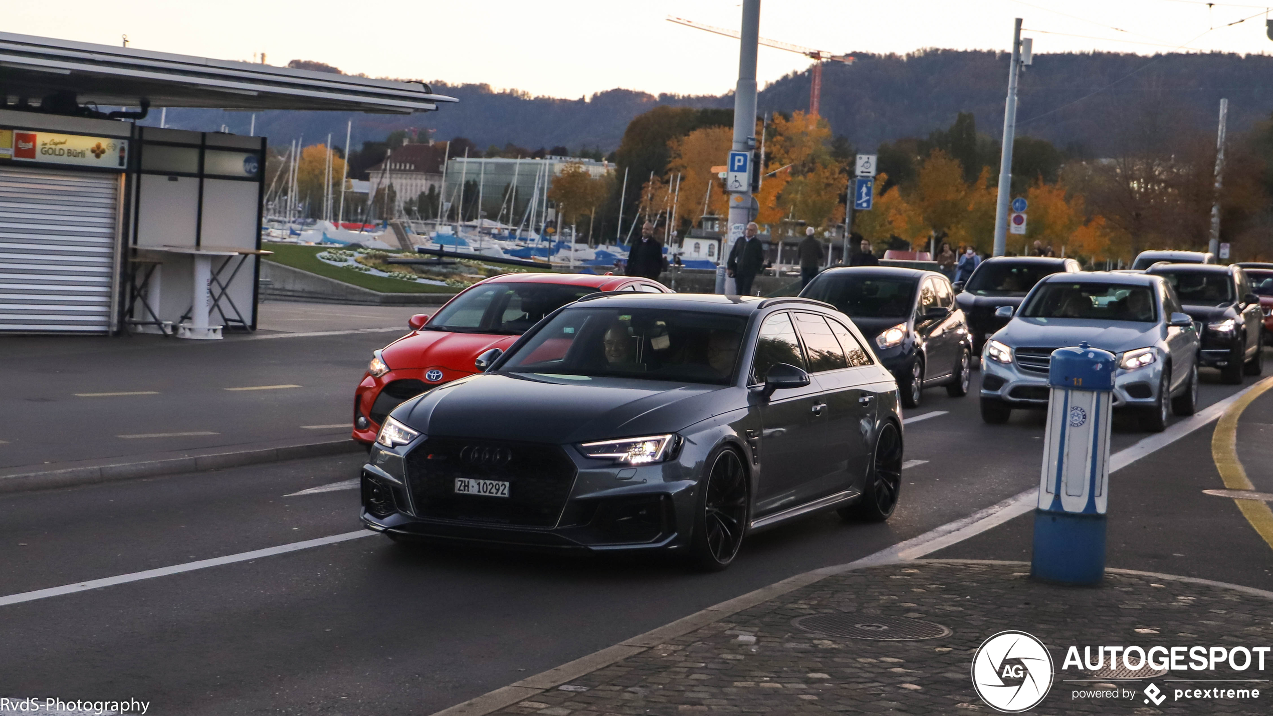 Audi RS4 Avant B9