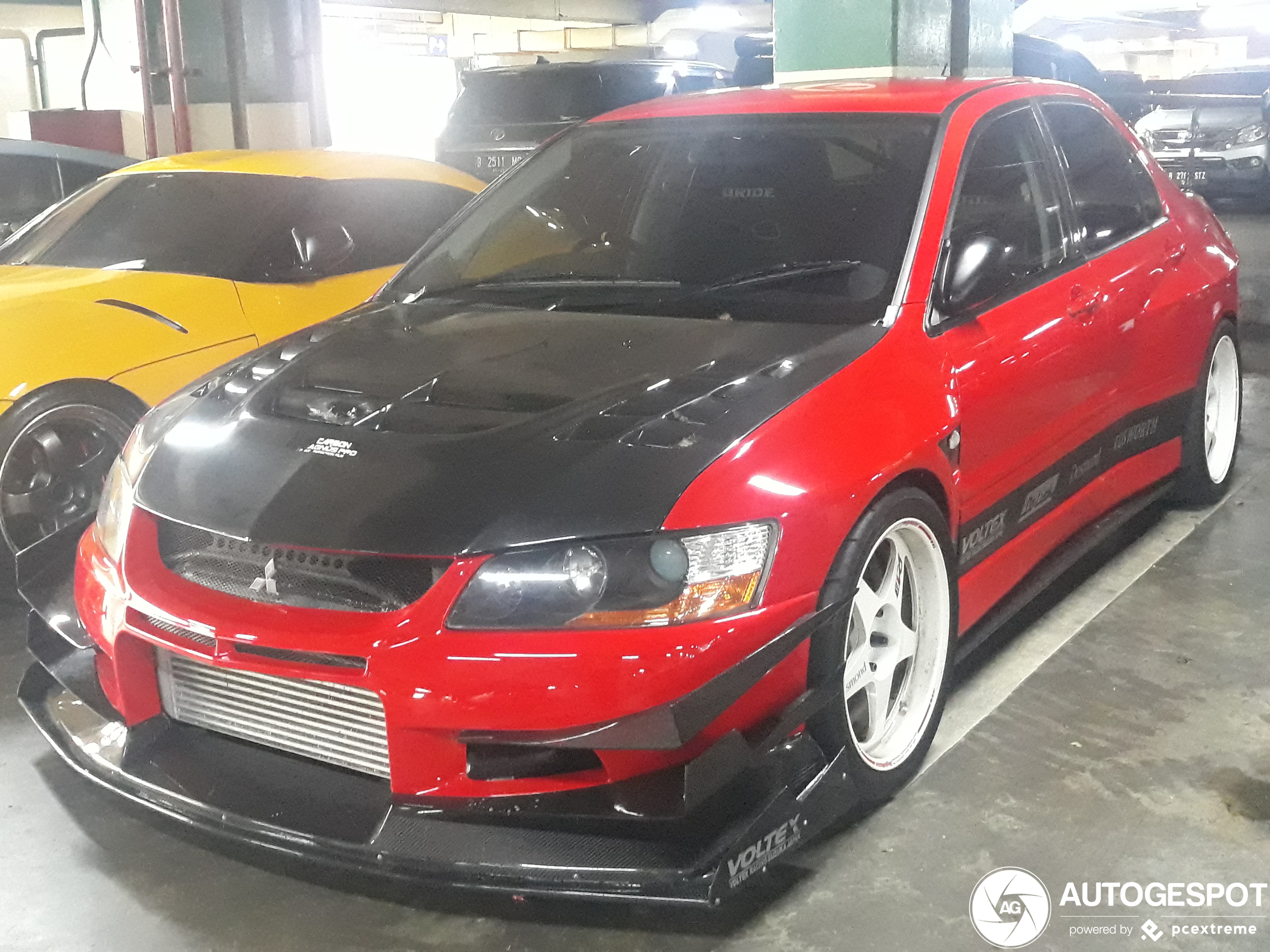 Gestoorde Lancer Evo in Jakarta