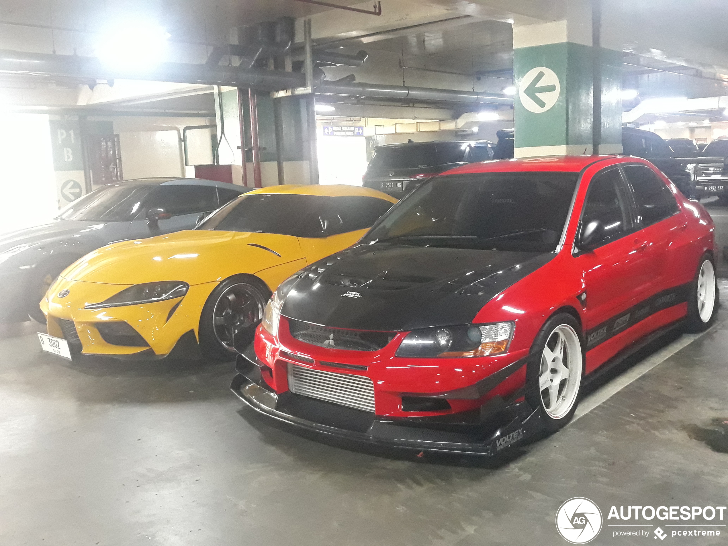 Gestoorde Lancer Evo in Jakarta