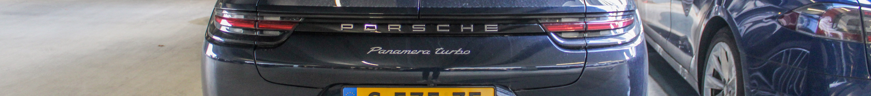 Porsche 971 Panamera Turbo Executive