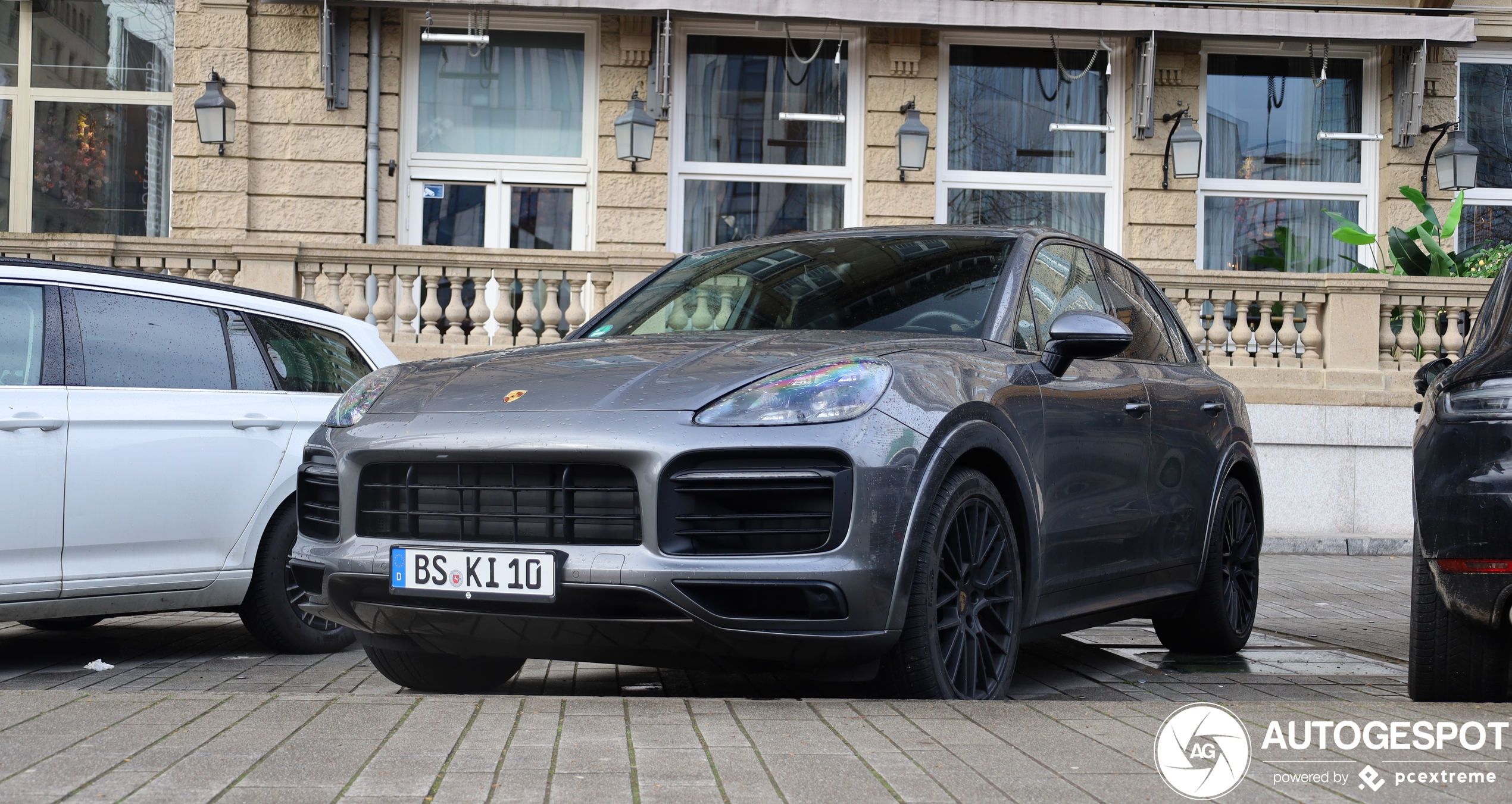 Porsche 9YA Cayenne GTS