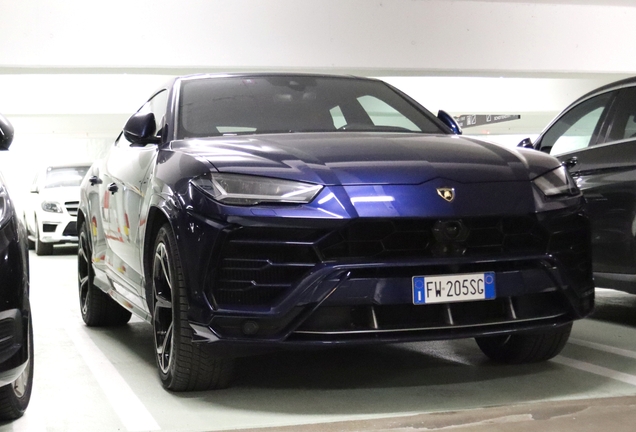 Lamborghini Urus