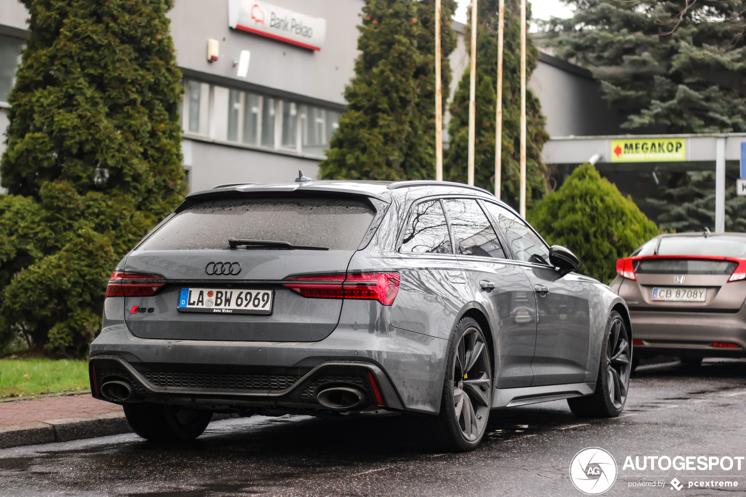 Audi RS6 Avant C8