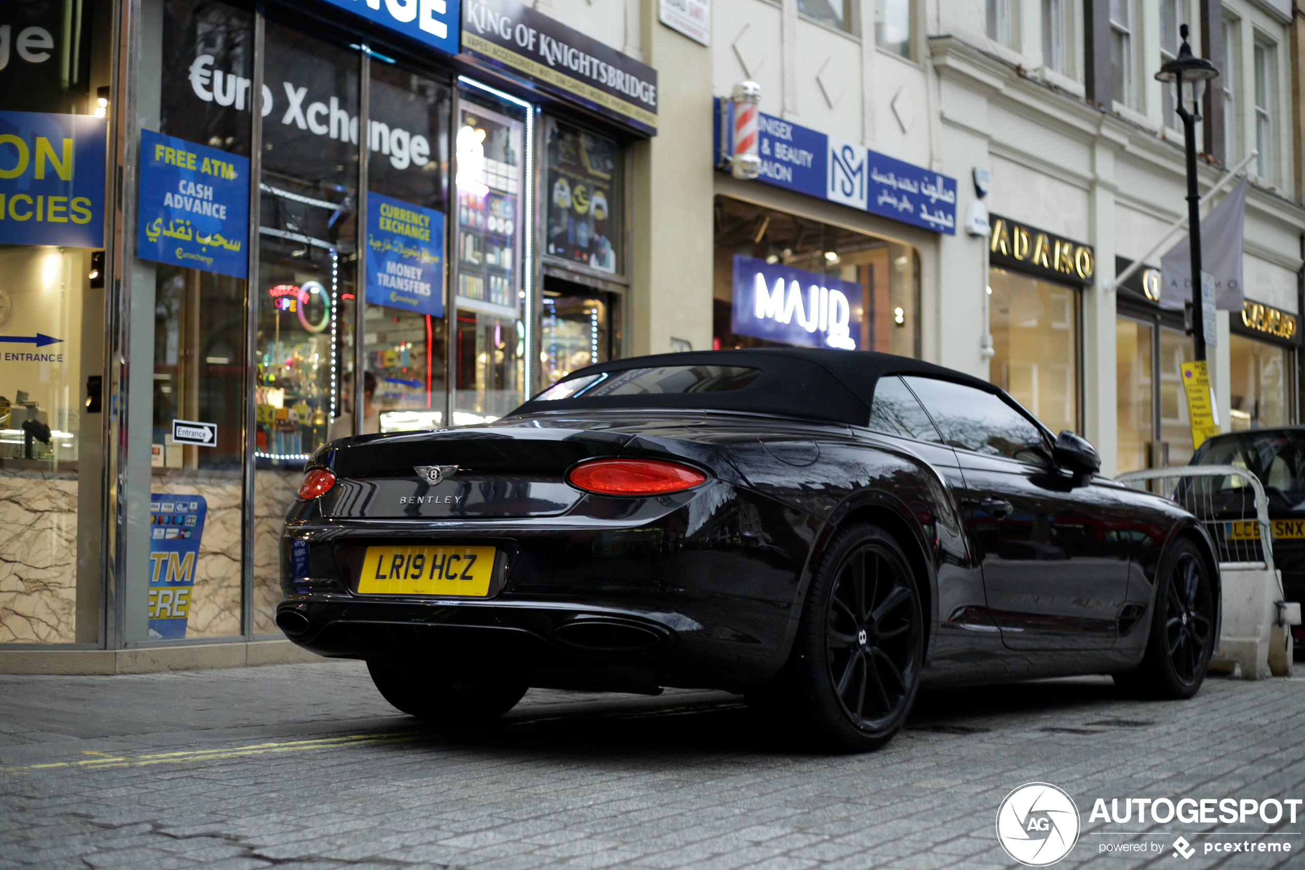 Bentley Continental GTC 2019