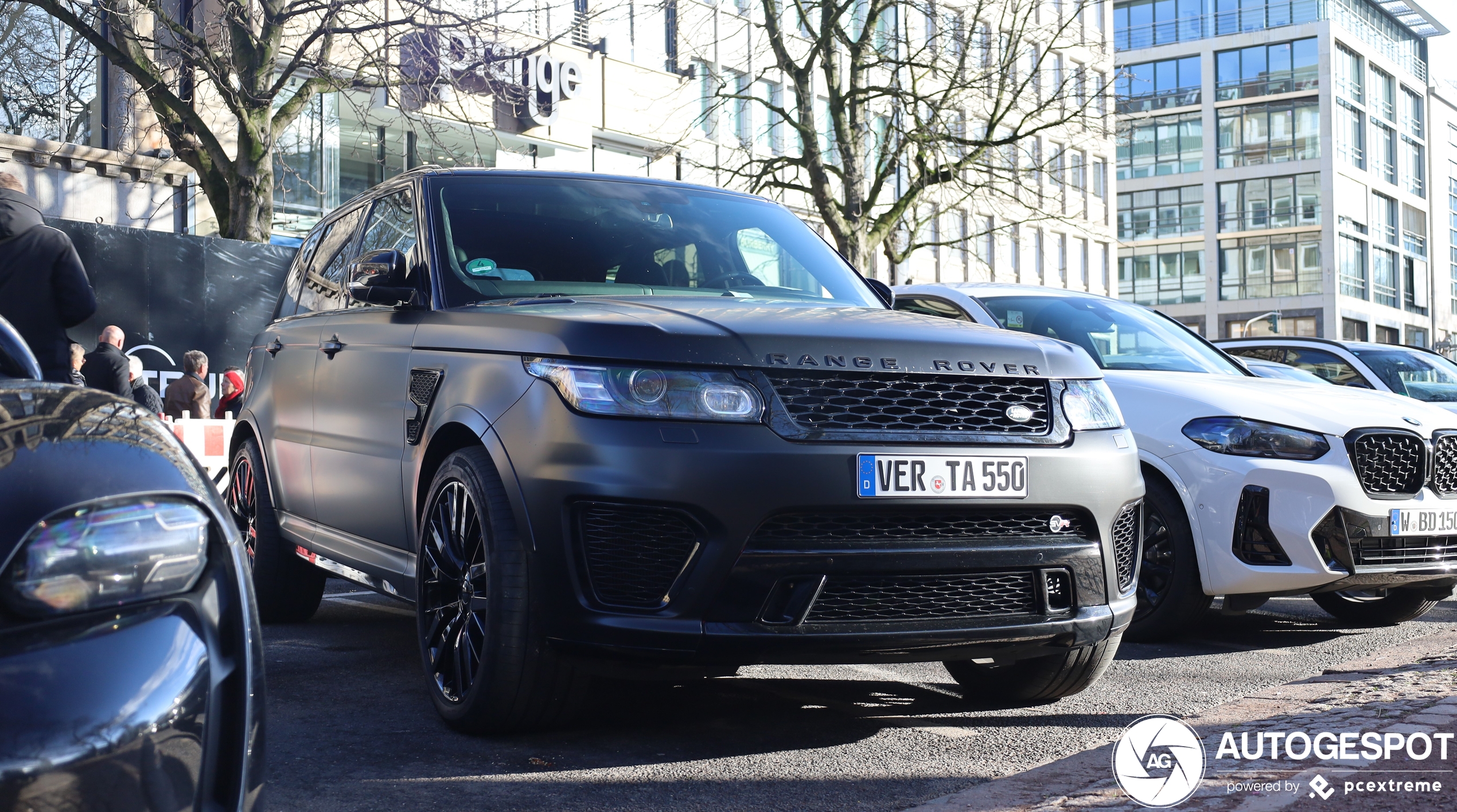 Land Rover Range Rover Sport SVR