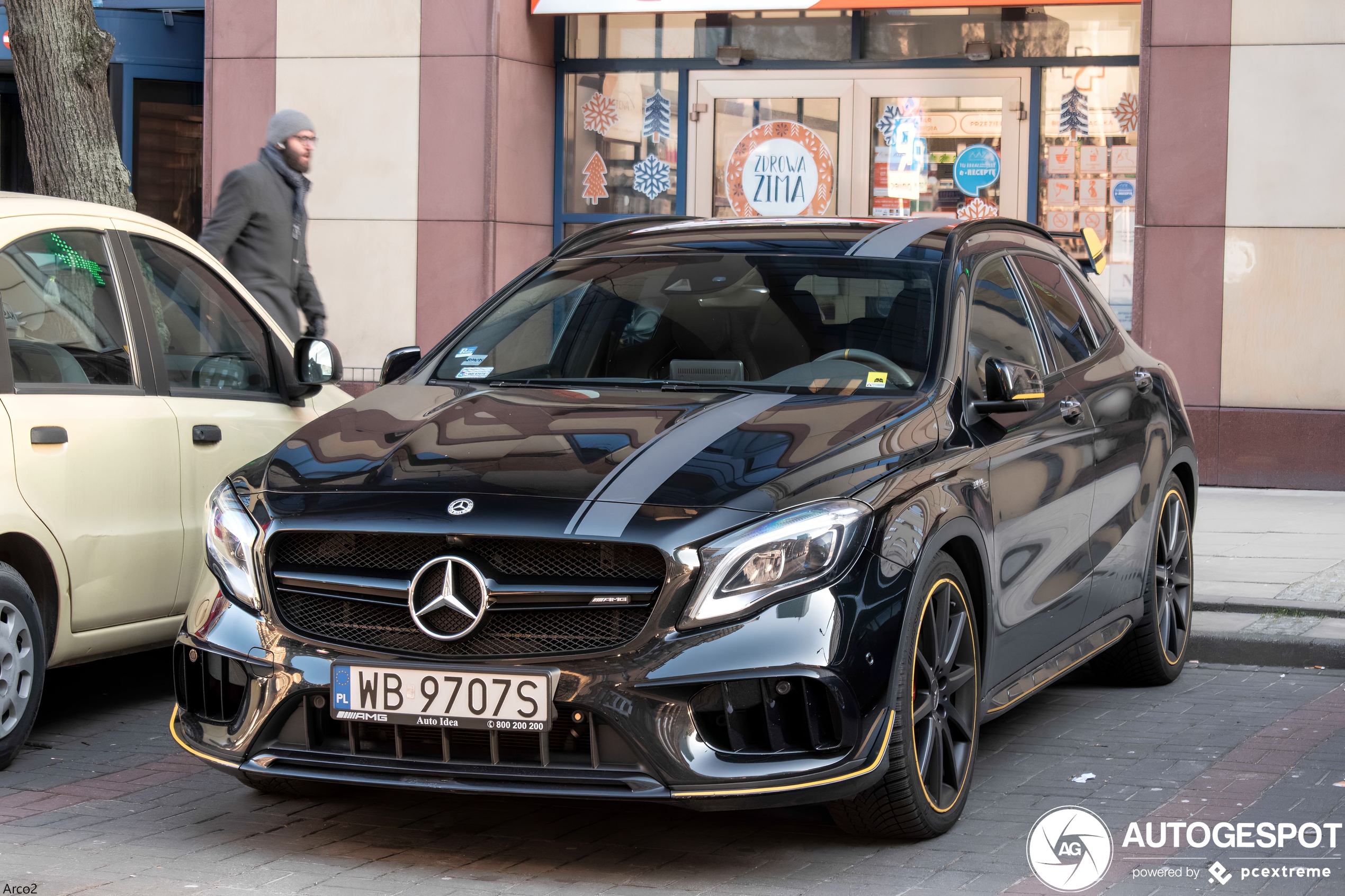 Mercedes-AMG GLA 45 X156 Yellow Night Edition