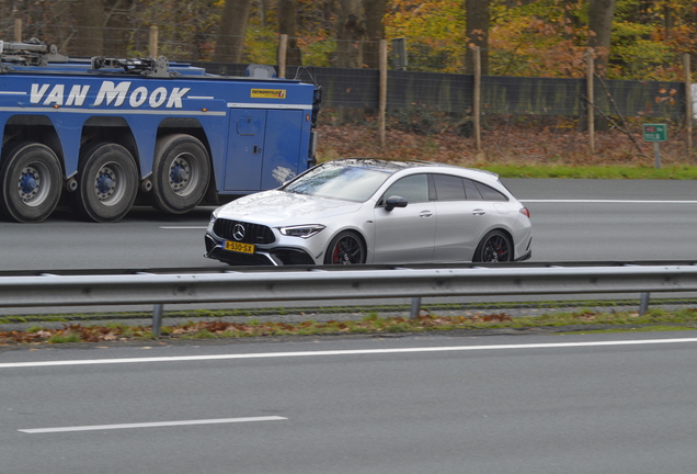 Mercedes-AMG CLA 45 S Shooting Brake X118