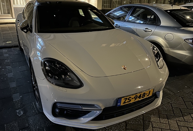 Porsche 971 Panamera Turbo Sport Turismo