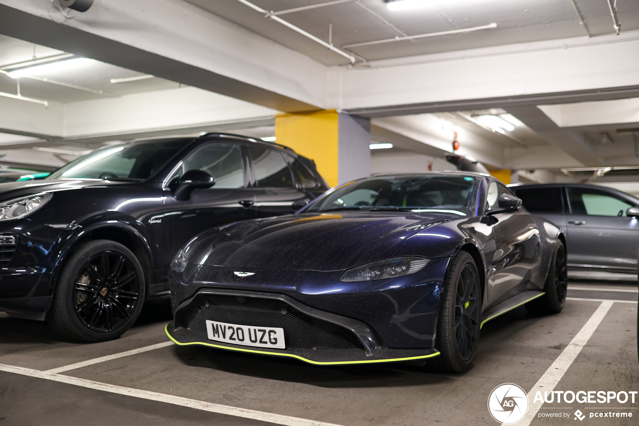 Aston Martin V8 Vantage AMR 2019