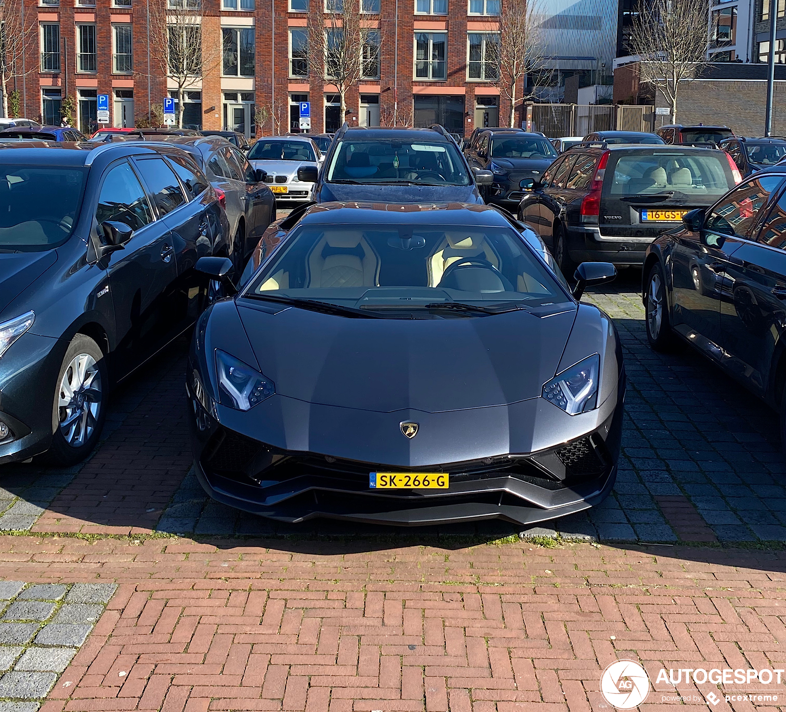 Lamborghini Aventador S LP740-4