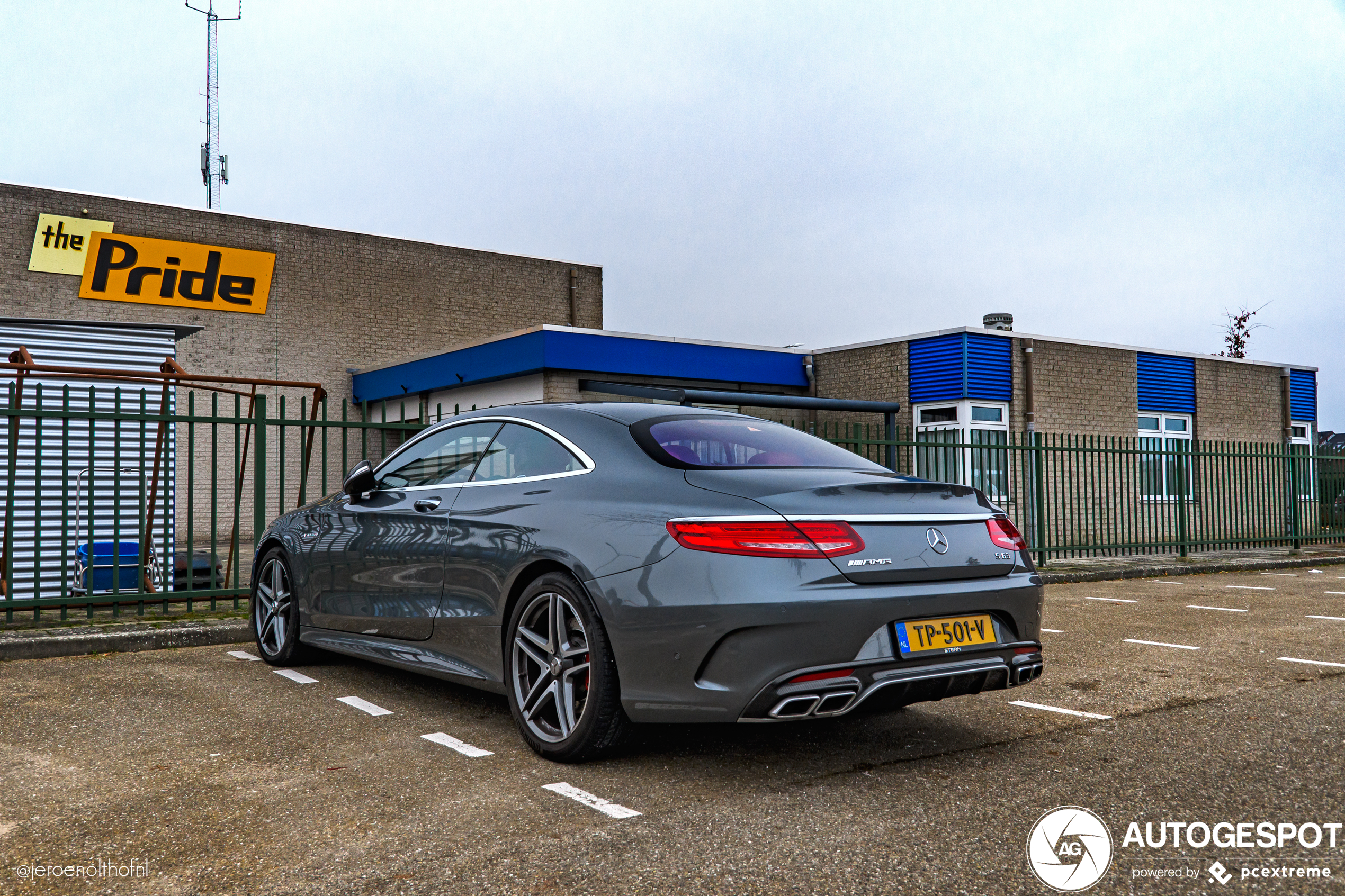 Mercedes-AMG S 63 Coupé C217