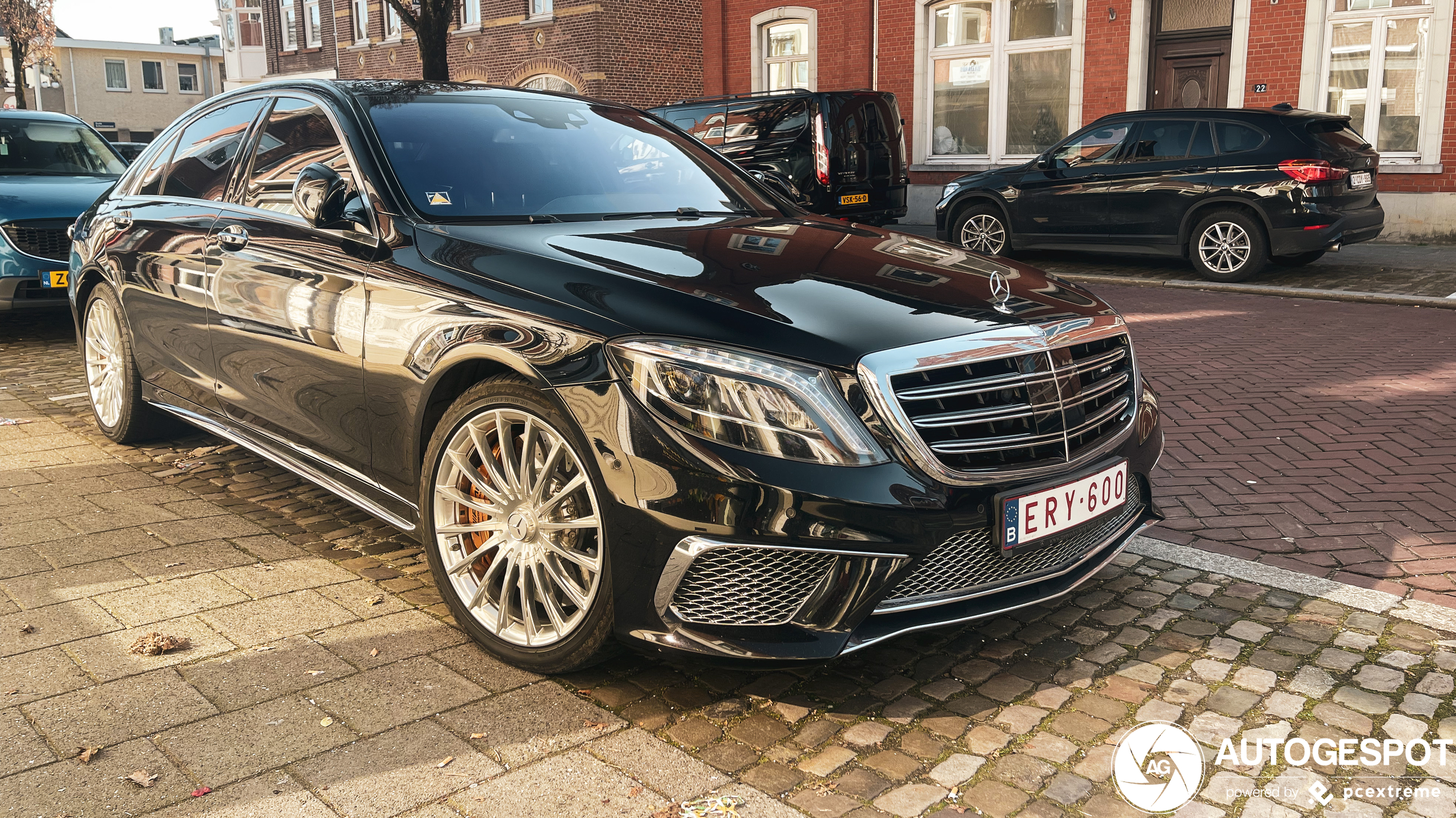 Mercedes-Benz V12 liefhebber heeft een moeilijke toekomst