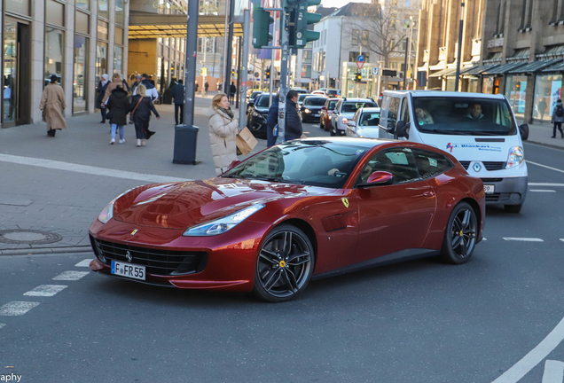 Ferrari GTC4Lusso