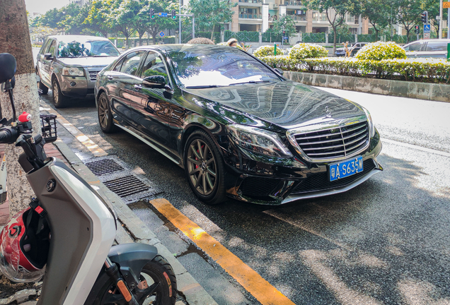 Mercedes-Benz S 63 AMG V222