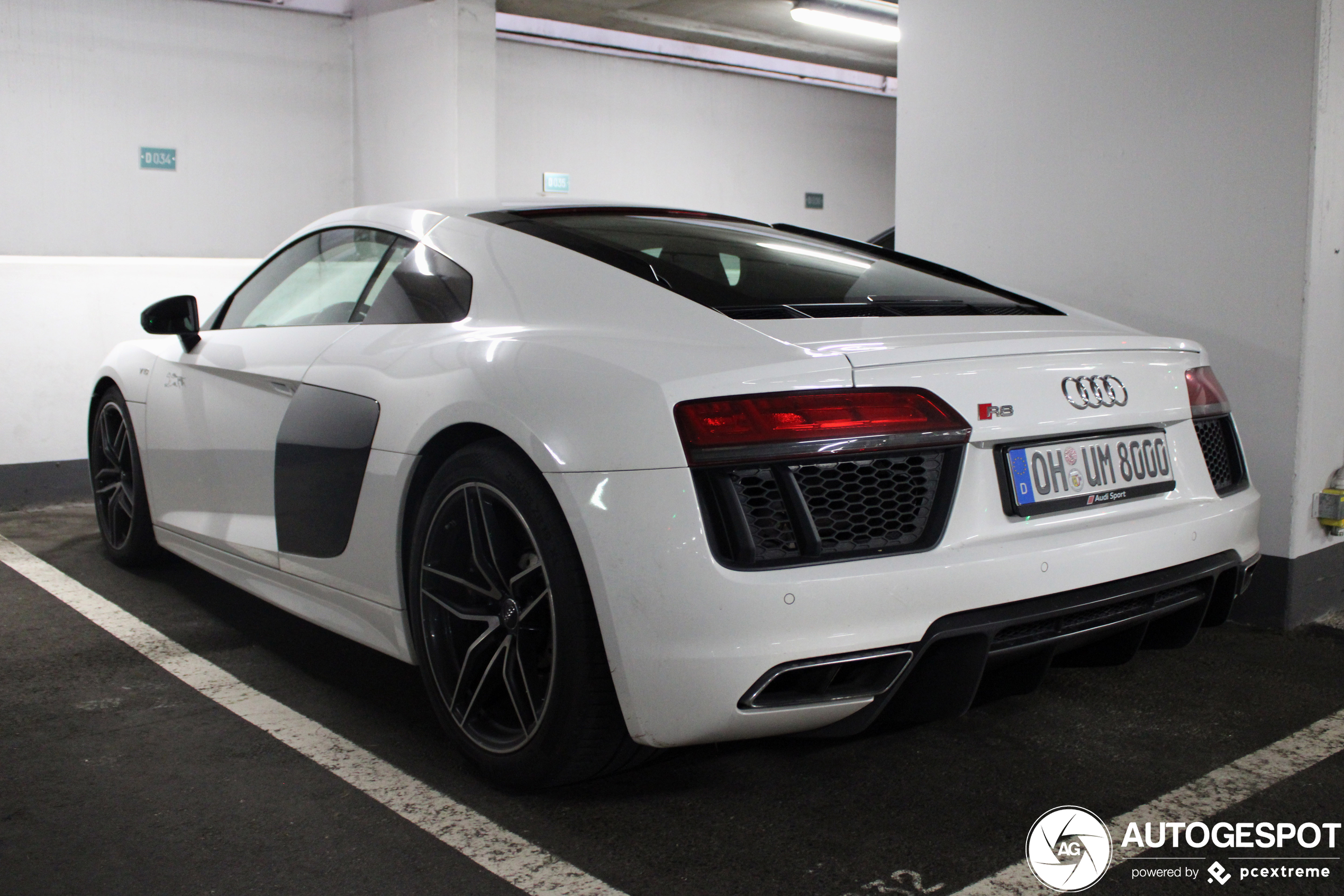 Audi R8 V10 2015