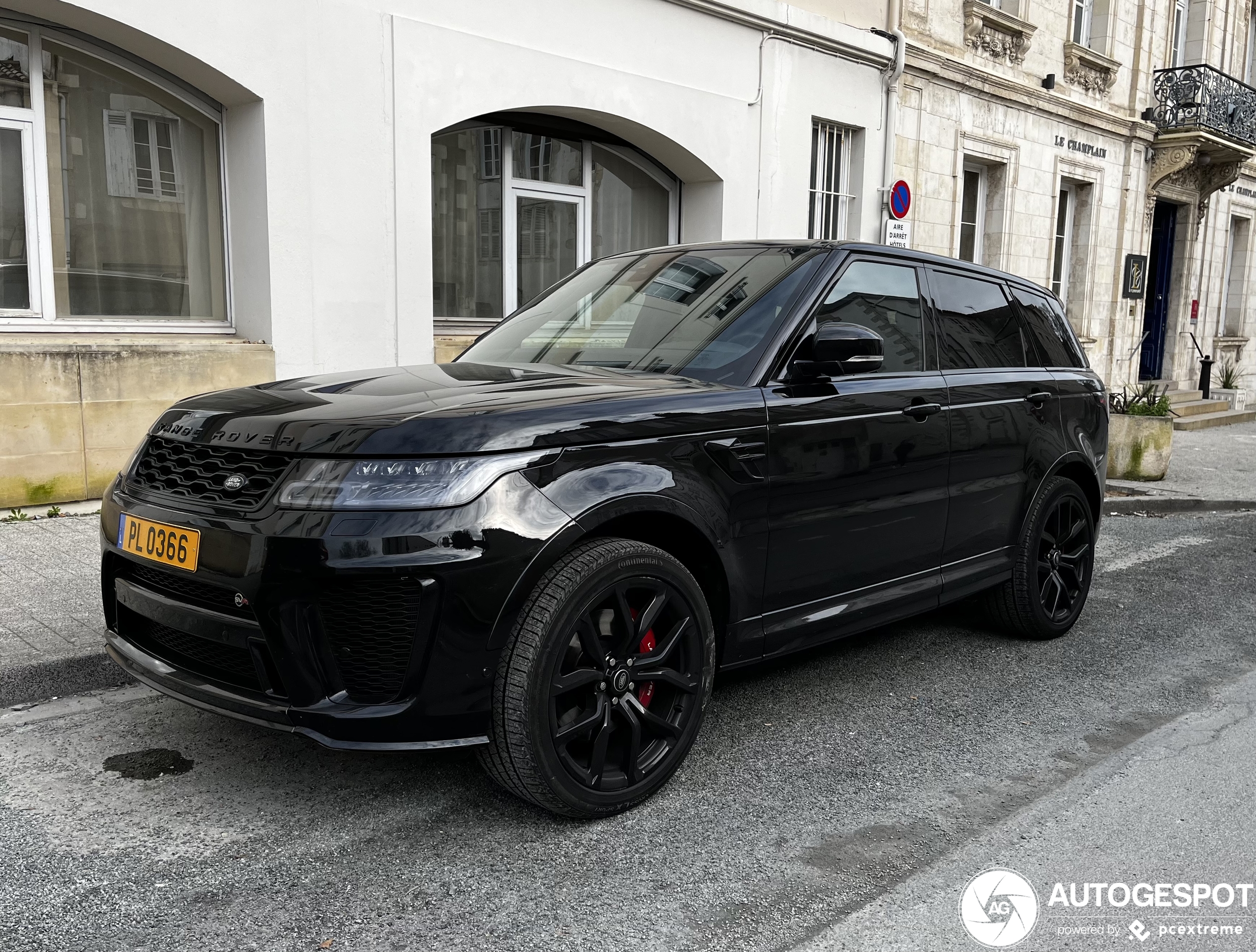 Land Rover Range Rover Sport SVR 2018