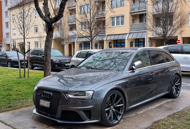 Audi RS4 Avant B8