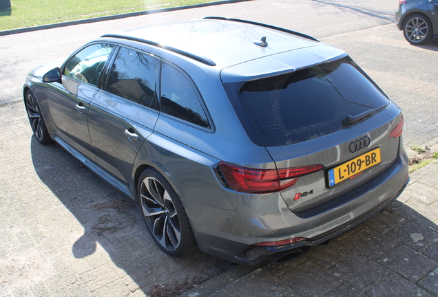 Audi RS4 Avant B9