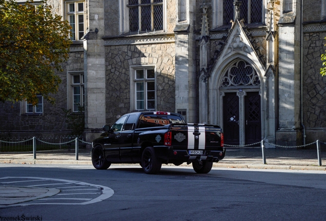 Dodge RAM SRT-10 Quad-Cab